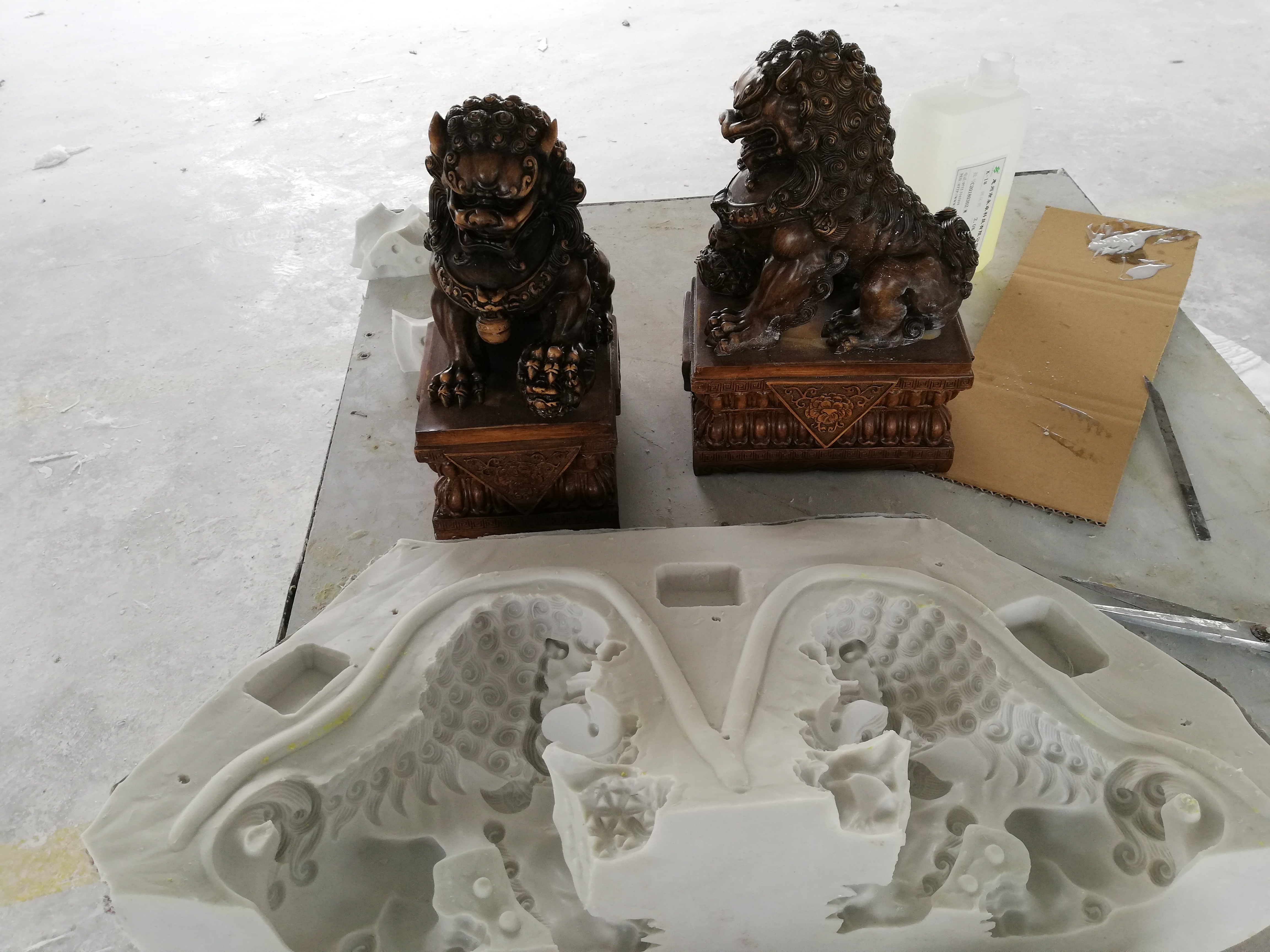 模具硅膠翻模樹(shù)脂工藝品出現(xiàn)燒模情況怎么辦 ？